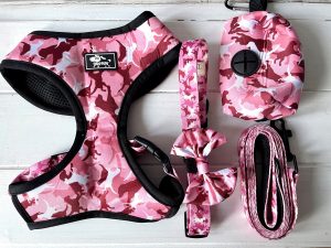 Pink camouflage set